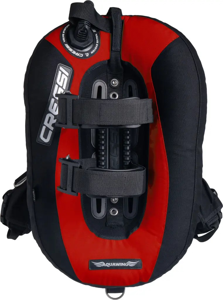 جاكيت طفولي أكواوينغ بلس BCD مقاس XS/XL أحمر  