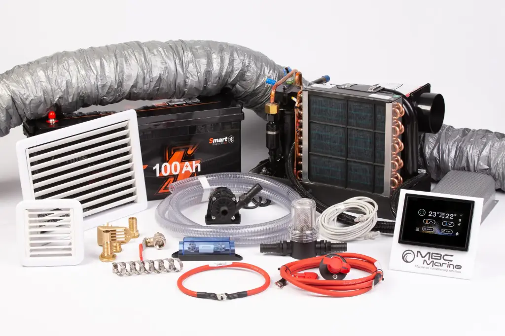 MBC Marine 12V/7000 BTU all-in-one pack air-condition pack with standard 3” display